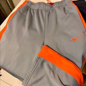 Boys Nike therma fit pants